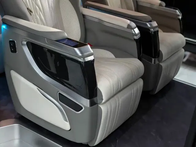 Mercedes-Benz V-Class — Фото автомобиля 6