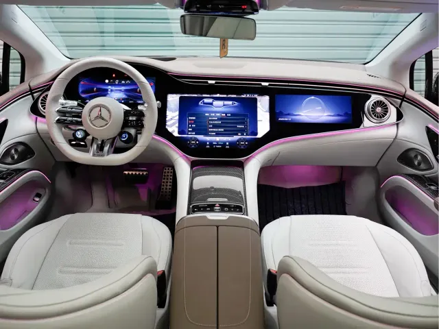 Mercedes-Benz EQS AMG — Фото автомобиля 15