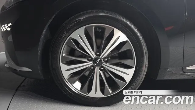 Kia K8 Signature — Фото автомобиля 5