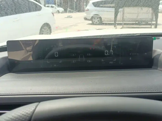Changan Eado — Фото автомобиля 7