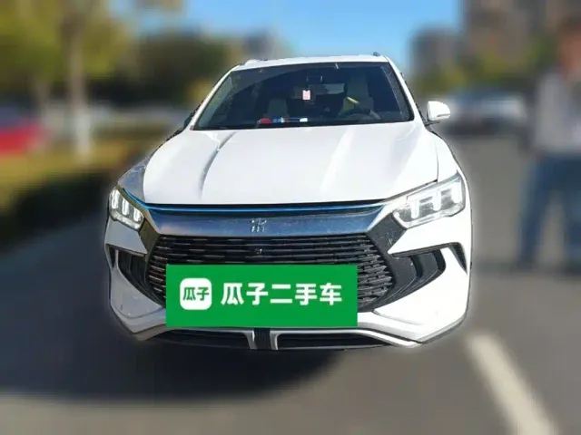 BYD Song Pro — Фото автомобиля 2