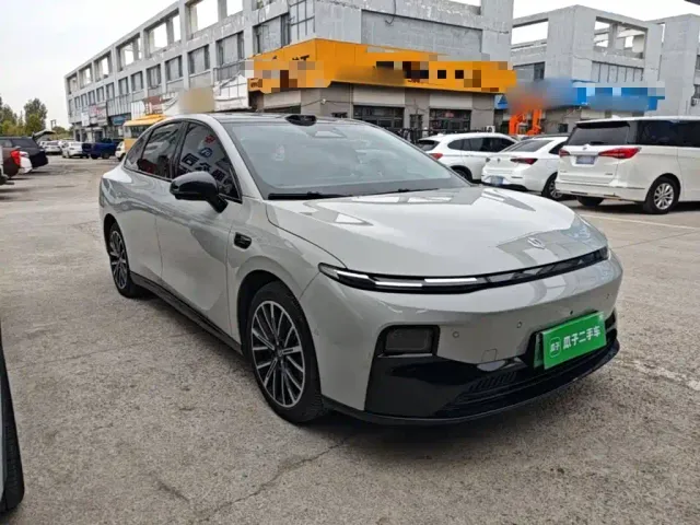 Leapmotor B01 — Фото автомобиля 3