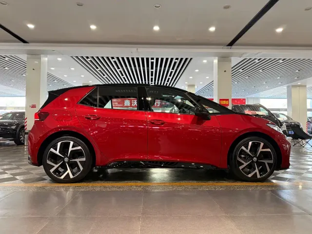 Volkswagen ID.3 — Фото автомобиля 7