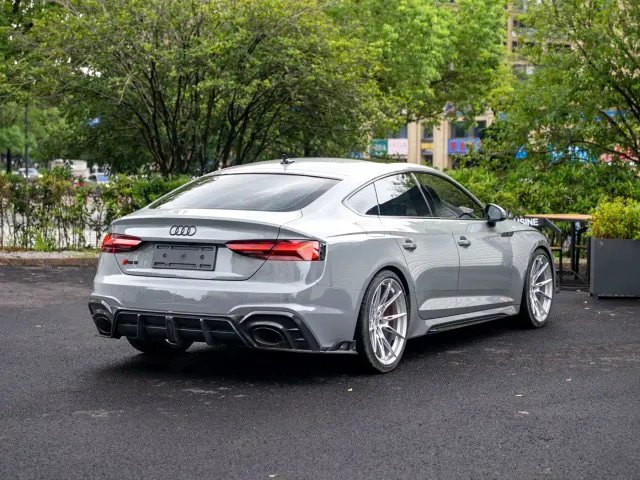 Audi RS 5 — Фото автомобиля 4
