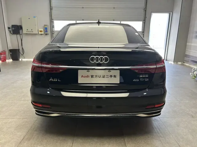 Audi A6L — Фото автомобиля 4