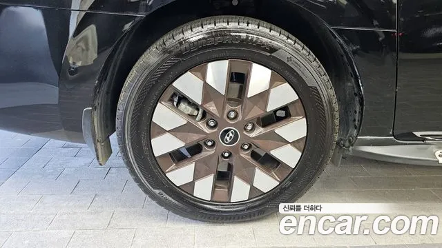 Hyundai Staria Staria — Фото автомобиля 5