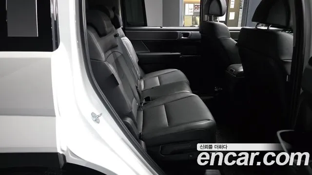 Hyundai Santa Fe MX5 — Фото автомобиля 17