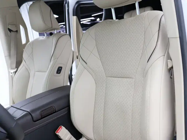 Toyota Vellfire — Фото автомобиля 3
