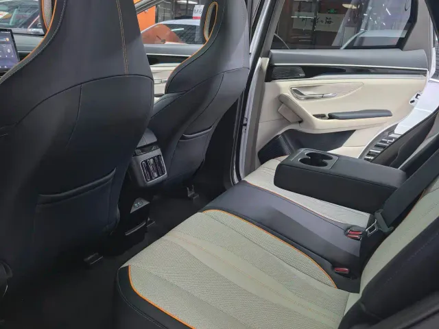 BYD Song PLUS — Фото автомобиля 9