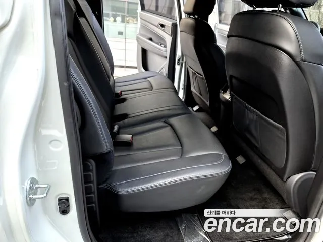 KG_Mobility_Ssangyong Rexton Новый Rexton Sport Дизель 2.2 2WD — Фото автомобиля 12