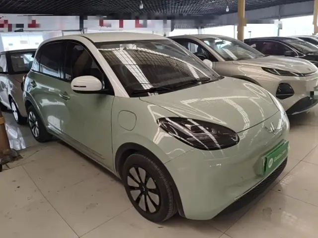 Wuling Bingo — Фото автомобиля 3