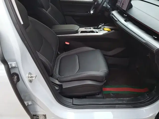 Geely Emgrand L — Фото автомобиля 24