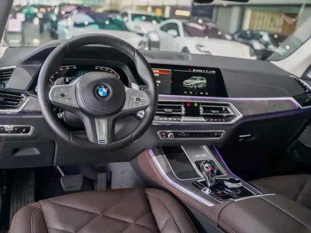 BMW X5 — Фото автомобиля 2