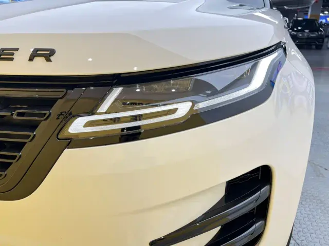 Land Rover Range Rover Evoque — Фото автомобиля 8