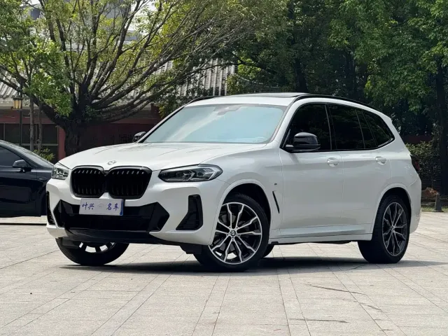 Фотография автомобиля — BMW X3