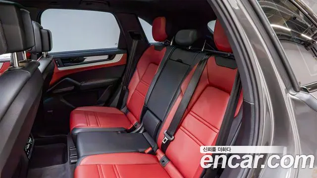 Porsche Cayenne PO536 — Фото автомобиля 12