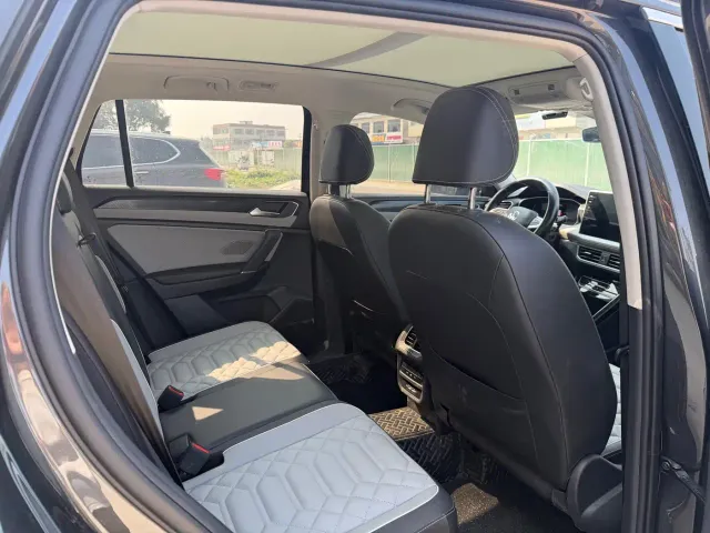 Volkswagen Tayron 2023 280TSI 2WD Luxury Plus Advanced Edition — Фото автомобиля 4