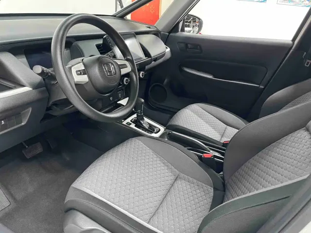 Honda Fit — Фото автомобиля 7