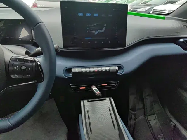 BYD Seagull — Фото автомобиля 12