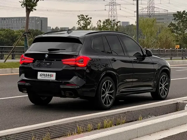 BMW X3 — Фото автомобиля 10