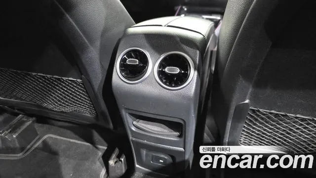 Mercedes-Benz GLB-Class X247 — Фото автомобиля 24