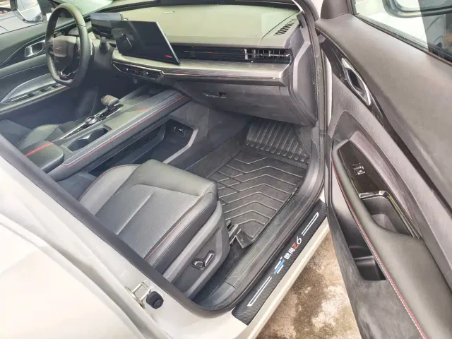 Changan Z6 — Фото автомобиля 13
