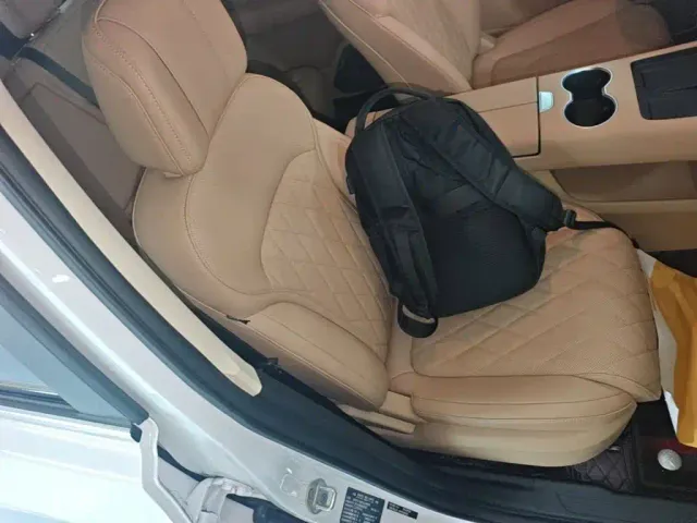 Landian E5 PLUS — Фото автомобиля 24