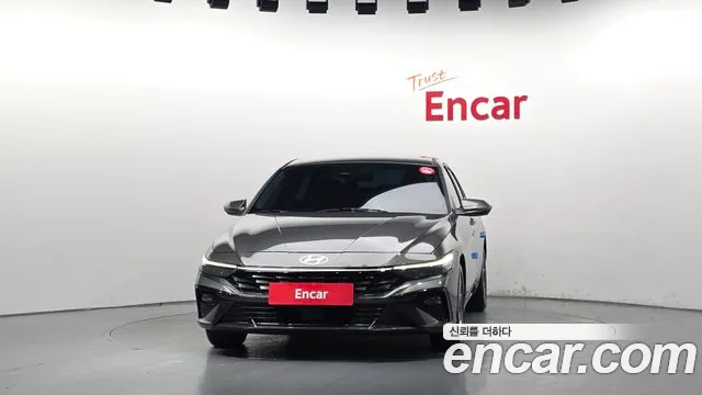Hyundai Avante CN7 — Фото автомобиля 3