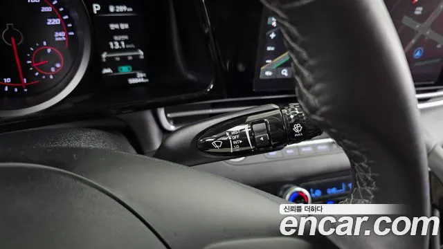 Hyundai AVANTE Avante (CN7) — Фото автомобиля 24