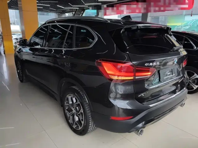 BMW X1 — Фото автомобиля 4