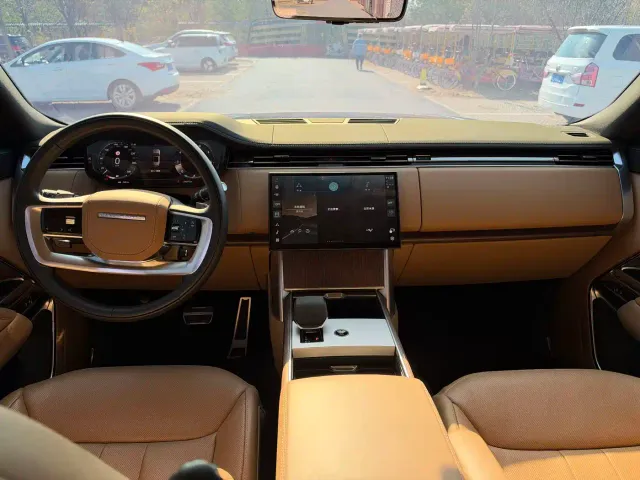 Land Rover Range Rover — Фото автомобиля 7