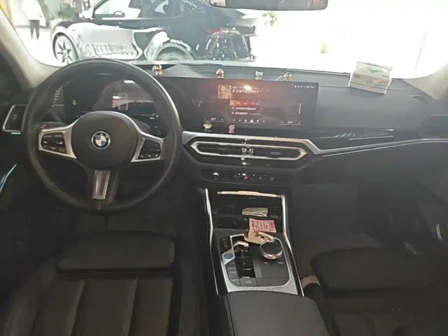 BMW i3 — Фото автомобиля 9