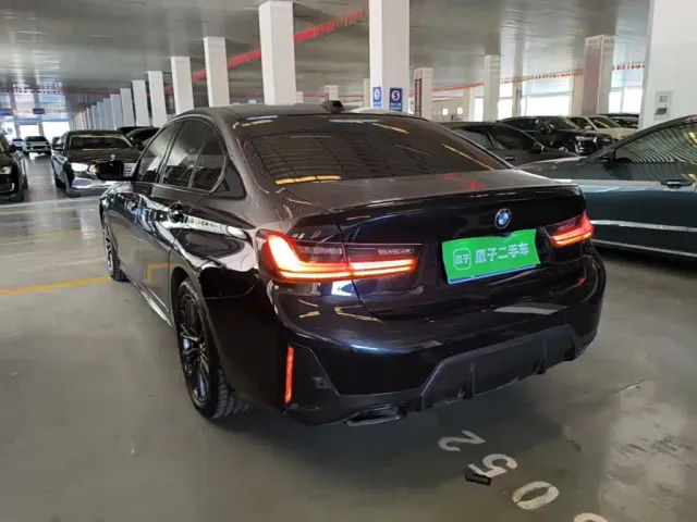 BMW 3 Series — Фото автомобиля 4