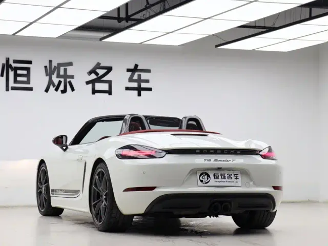 Porsche 718 — Фото автомобиля 21