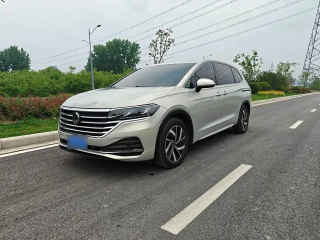Фотография автомобиля — Volkswagen Viloran