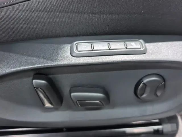 Volkswagen ID. Unyx 06 — Фото автомобиля 17