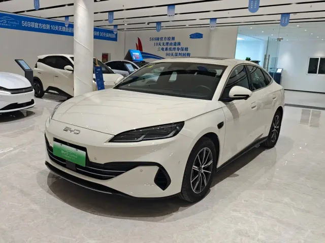 Фотография автомобиля — BYD Seal 06