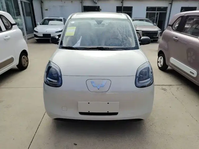 Wuling Hongguang Mini EV — Фото автомобиля 2