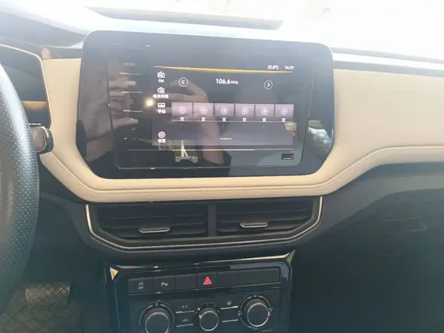Volkswagen Tharu — Фото автомобиля 12