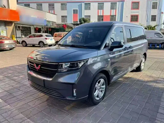Фотография автомобиля — Wuling Zhengcheng