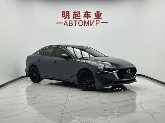 Mazda Axela — Фото автомобиля 2