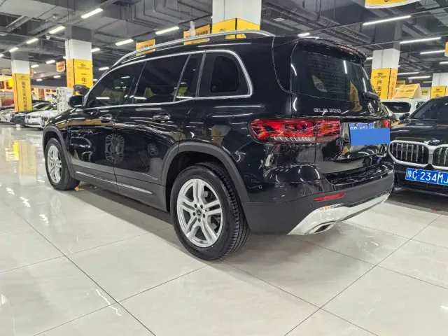 Mercedes-Benz GLB-Class — Фото автомобиля 13