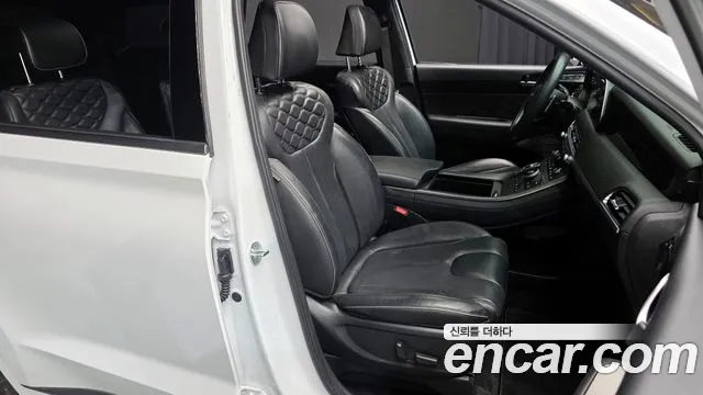 Hyundai Palisade Palisade Дизель 2.2 2WD — Фото автомобиля 12