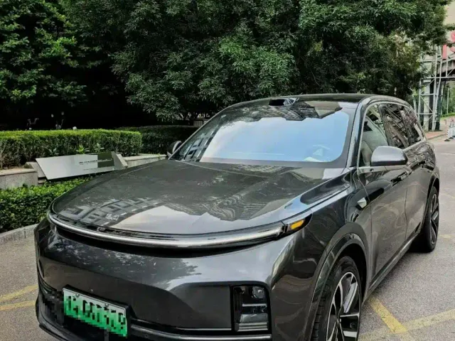 Фотография автомобиля — Li Auto L9