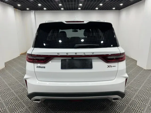 Geely Vision X6 — Фото автомобиля 8