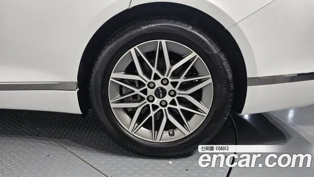 Genesis G80 Бензин 2.5 турбо 2WD — Фото автомобиля 21