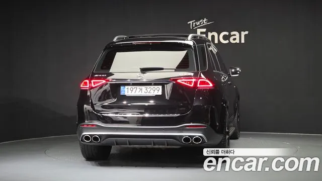 Mercedes-Benz GLE-Class — Фото автомобиля 3