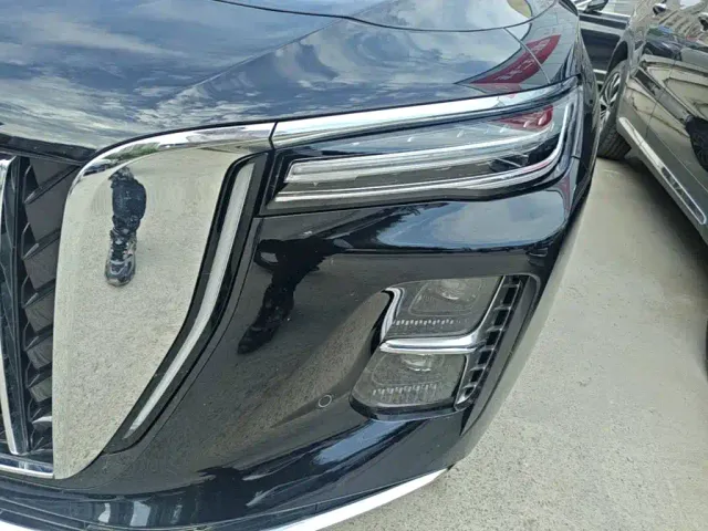Hongqi H5 PHEV — Фото автомобиля 23
