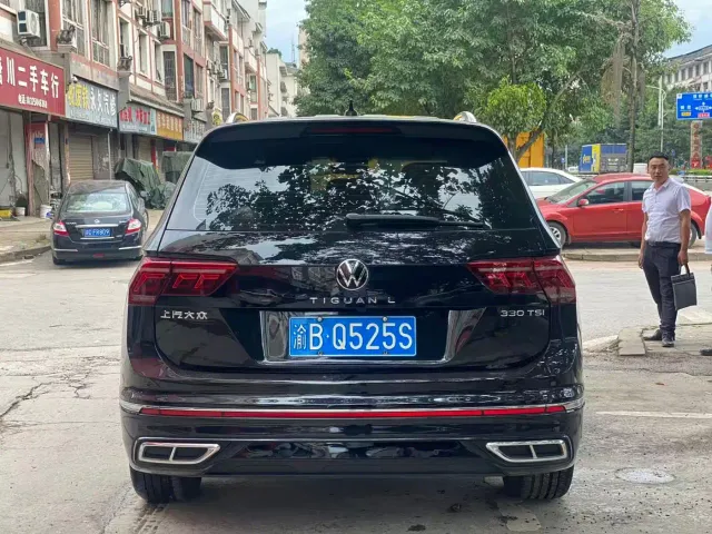 Volkswagen Tiguan L — Фото автомобиля 5