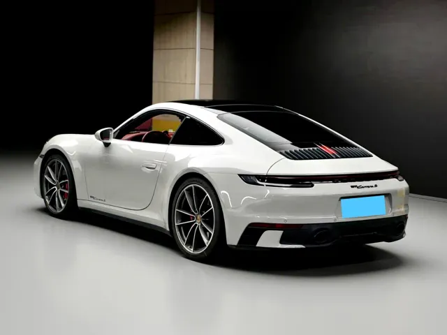 Porsche 911 — Фото автомобиля 5